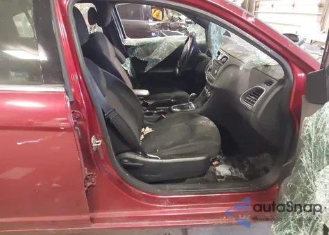 2013 Chrysler 200 Touring из США, поврежденный, VIN 1C3CCBBB5DN695782